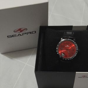 Seapro Raceway Sp5111 Red and Black Watch